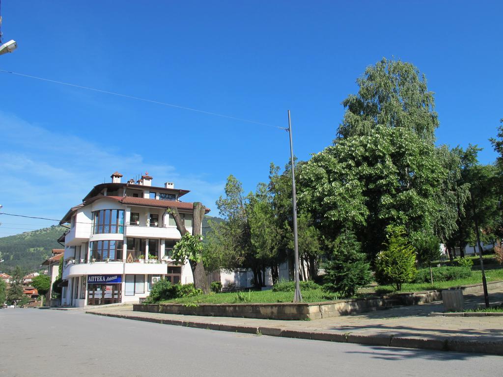 Guest House & Bistro Lefterova コテル エクステリア 写真
